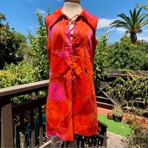 VINTAGE 60s FINNISH EXCLUSIVE Vibrant Red Pink Paisley Print Lace-Up Mini Dress